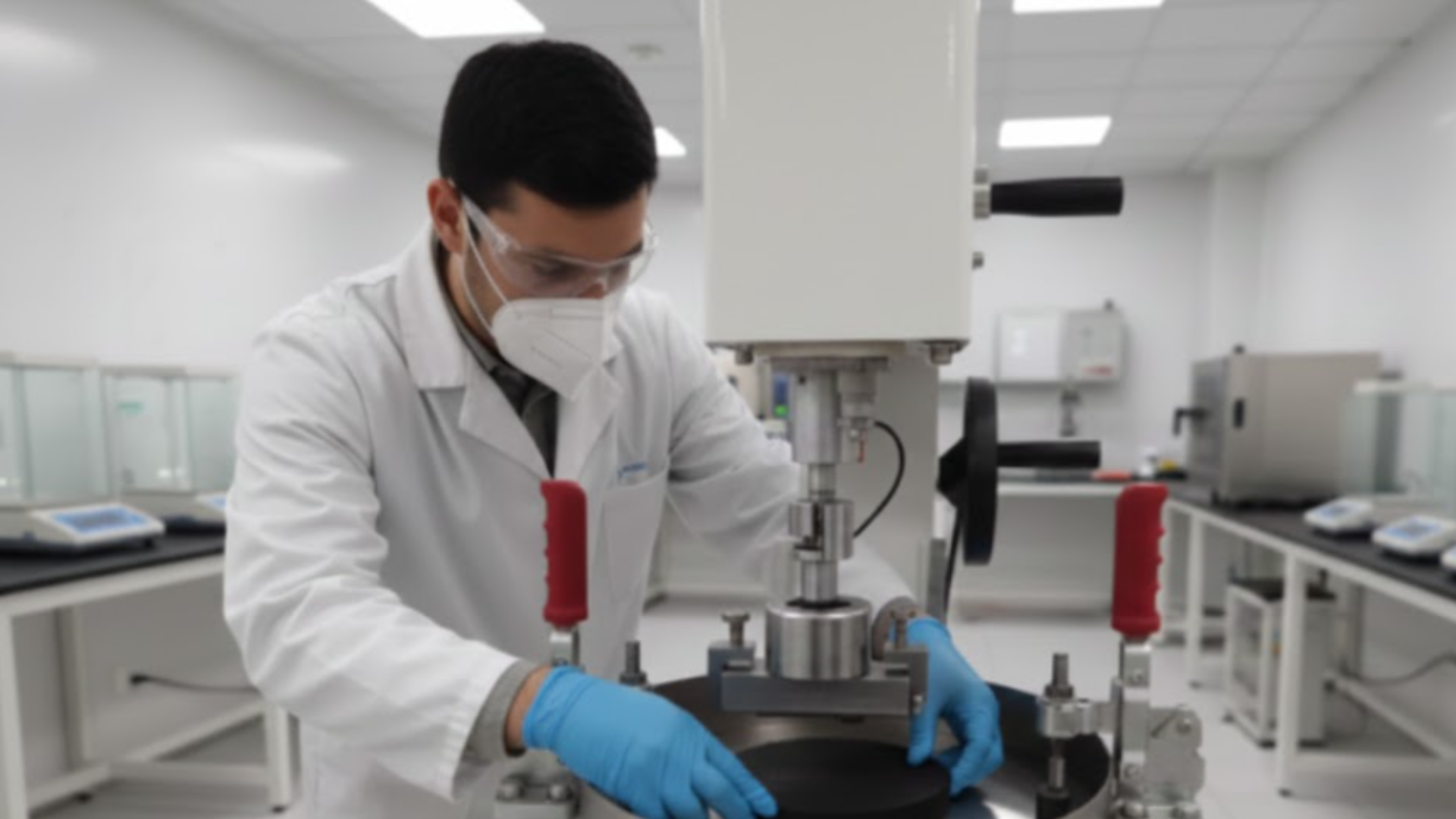 Garantiza durabilidad de pavimentos con ensayo